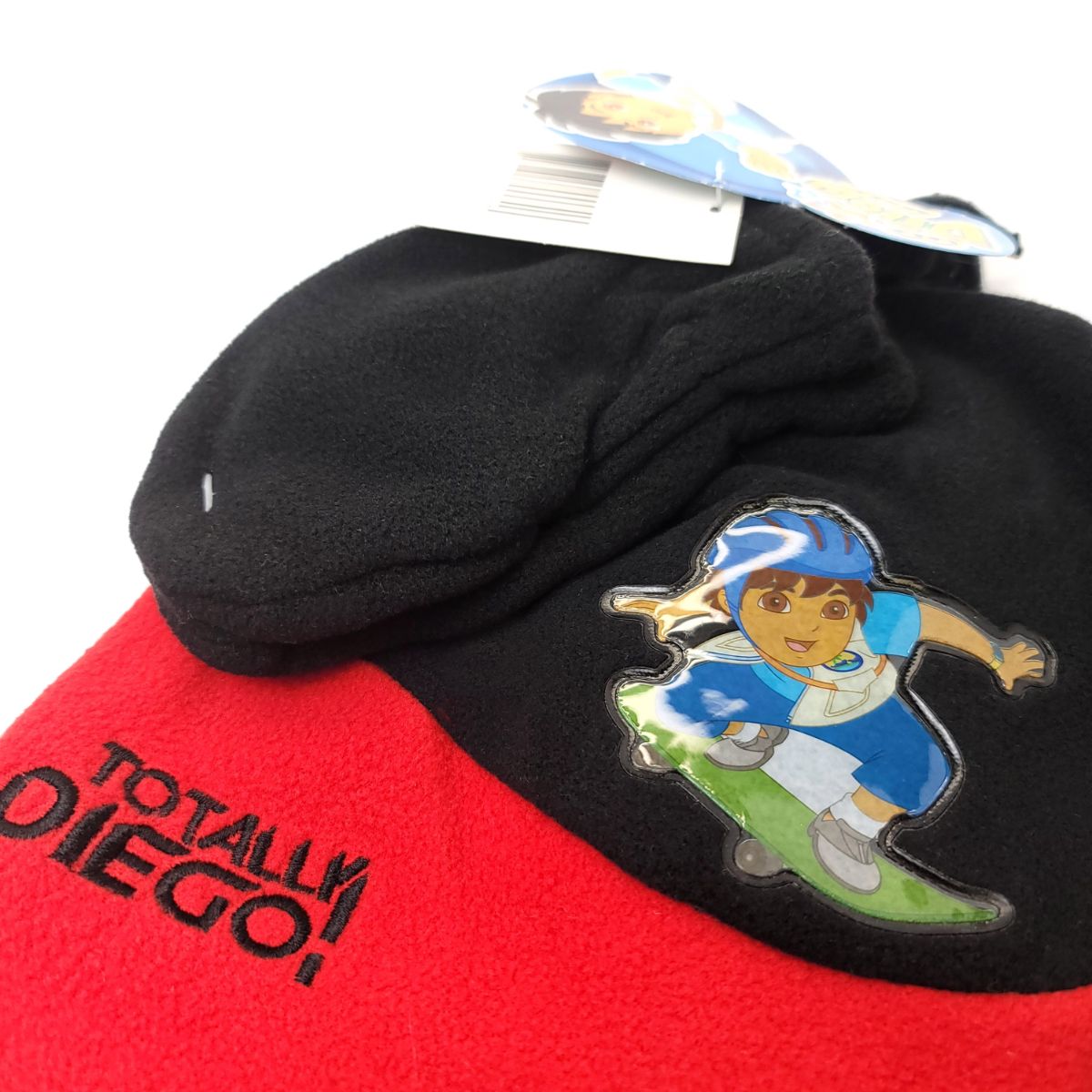 Toddler - Diego 3 pieces set, Winter hat, Mittens & Scarf, Multi-Coloured