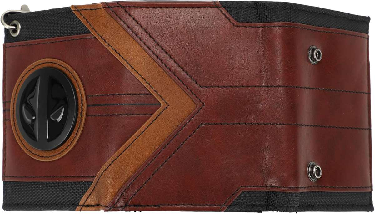 Marvel Deadpool Metal Badge Symbol Trifold Chain Wallet