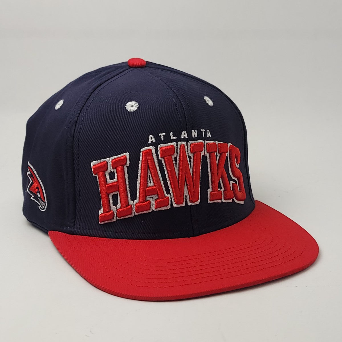 Atlanta Hawks Cap - Snapback, Navy & Red 2 Tone, Adjustable